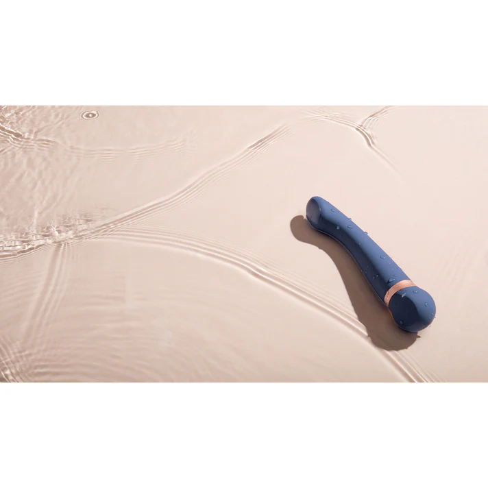 Deia The Hot & Cold Temperature-Changing G-Spot Massager
